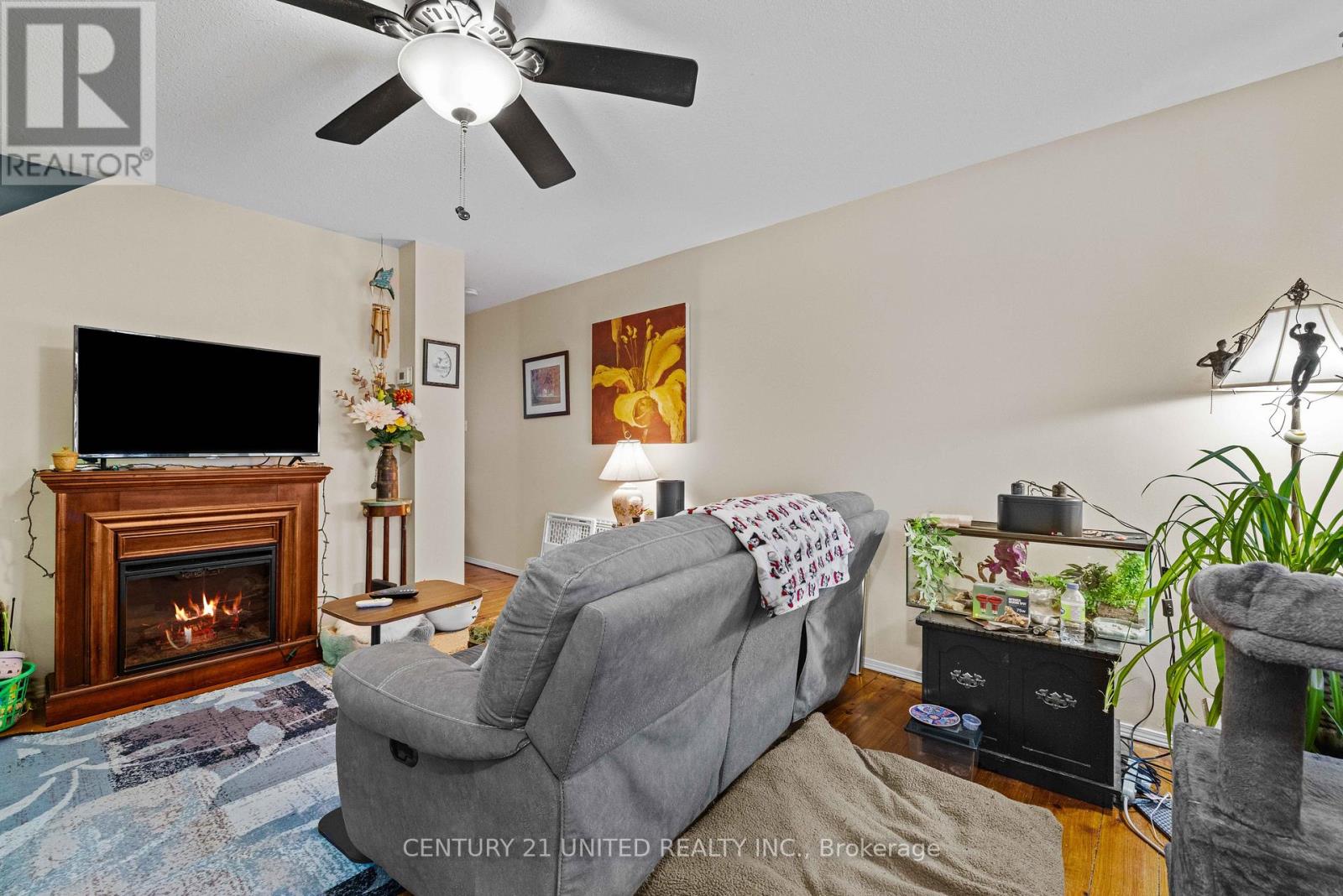 117 Towerhill Road, Peterborough, Ontario  K9H 7M7 - Photo 3 - X12674030