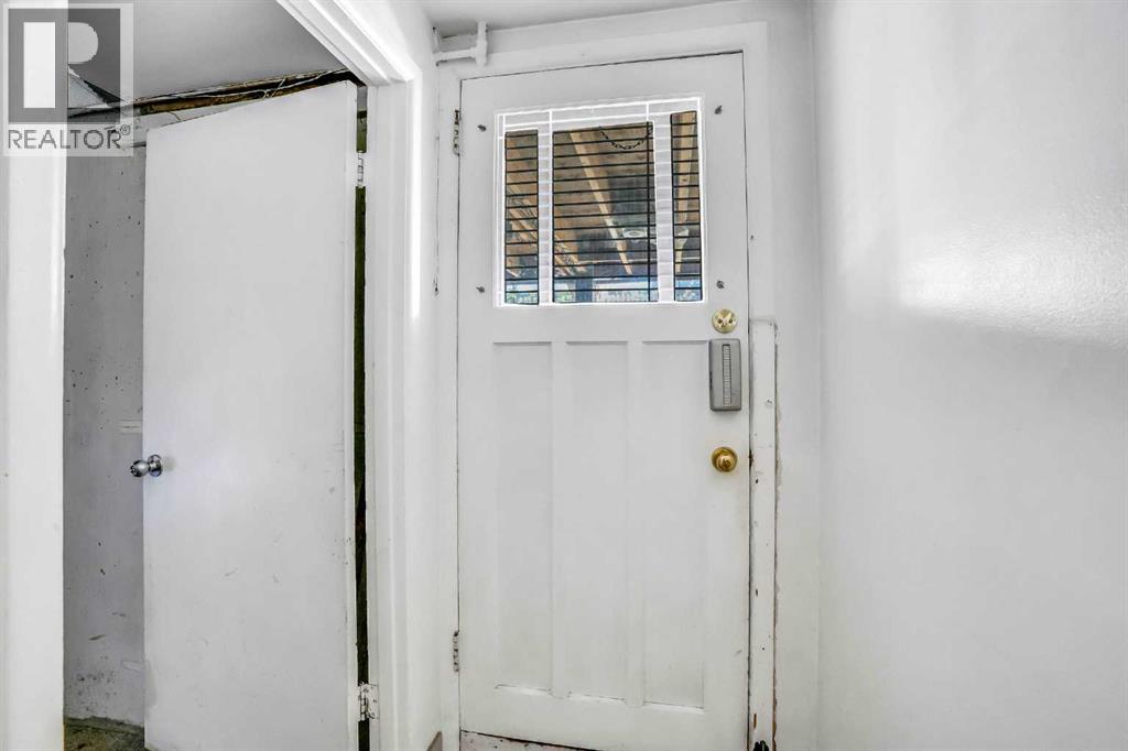 185 Cornwallis Drive Nw, Calgary, Alberta  T2K 1V4 - Photo 34 - A2258677