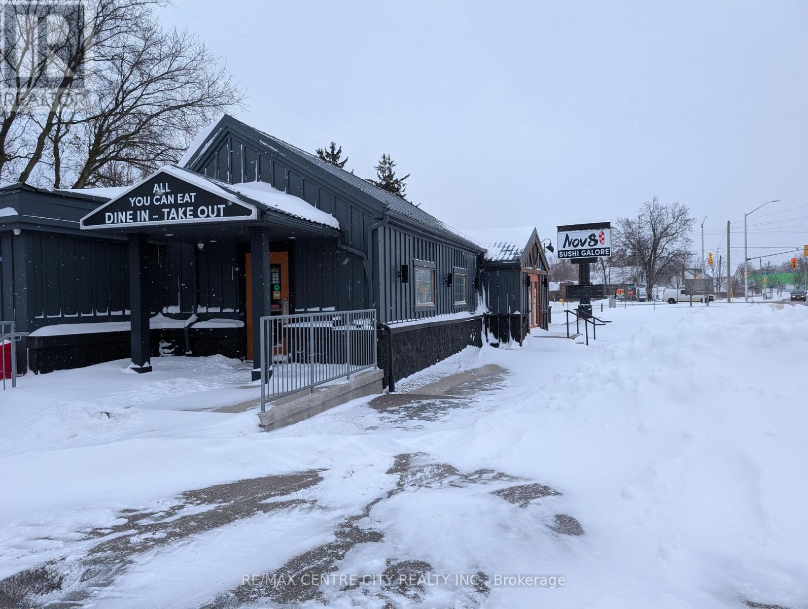 2300 WHARNCLIFFE ROAD S, London South, Ontario