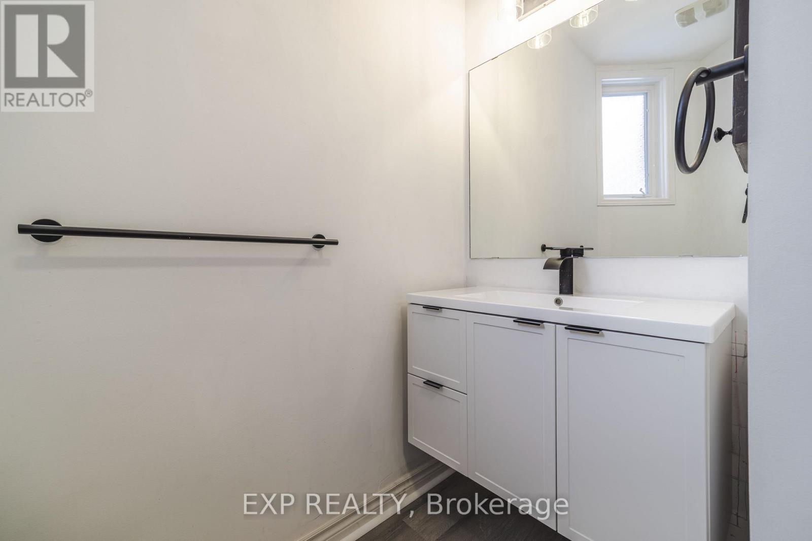 247 Fir Lane, North Grenville, Ontario  K0G 1J0 - Photo 16 - X12674036