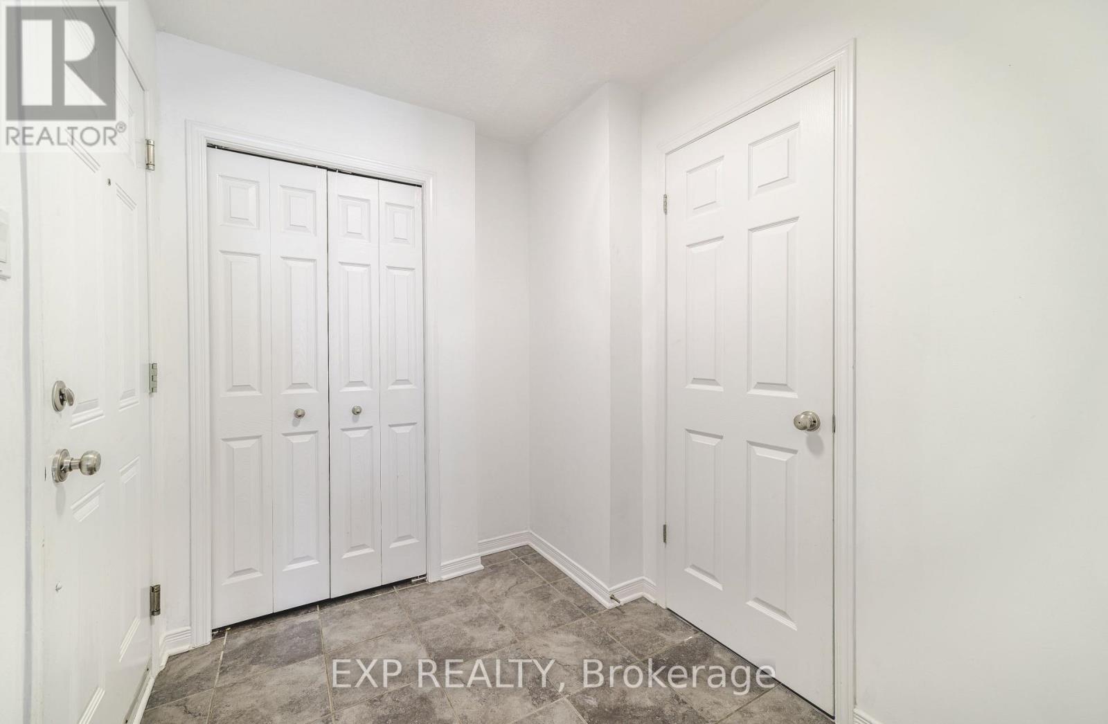 247 Fir Lane, North Grenville, Ontario  K0G 1J0 - Photo 3 - X12674036