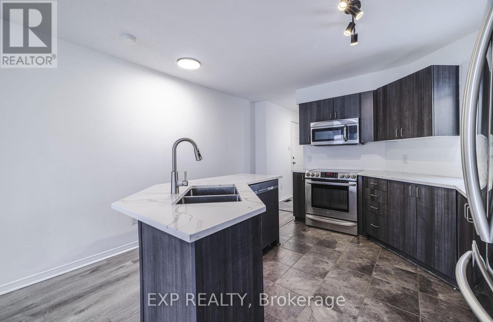 247 Fir Lane, North Grenville, Ontario  K0G 1J0 - Photo 6 - X12674036