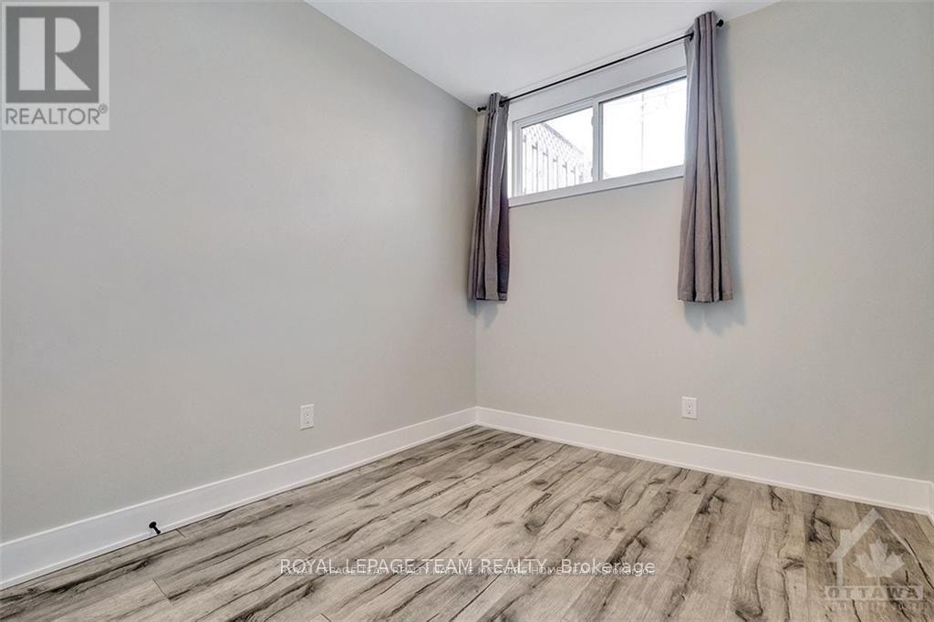 B - 1307 Thames Street, Ottawa, Ontario  K1Z 7N2 - Photo 11 - X12674176