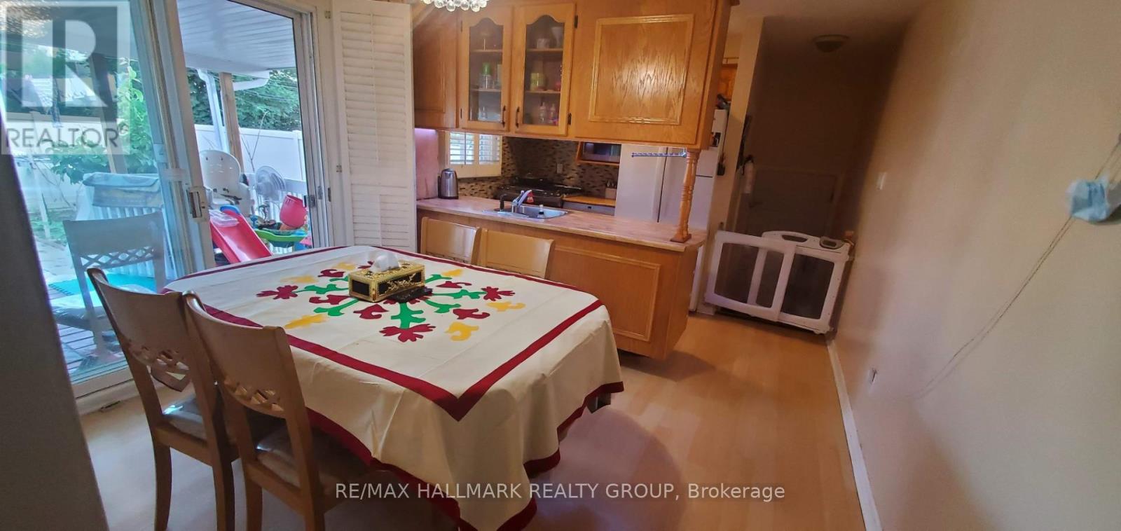 658 Dan Avenue, Ottawa, Ontario  K1K 1G2 - Photo 7 - X12674194