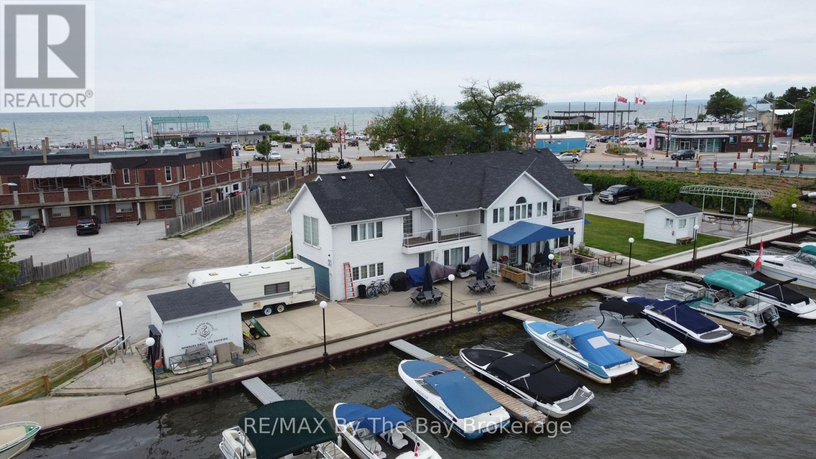 2nd Floor Apartment - 15 Willow Street, Wasaga Beach, Ontario  L9Z 2L4 - Photo 34 - S12674162
