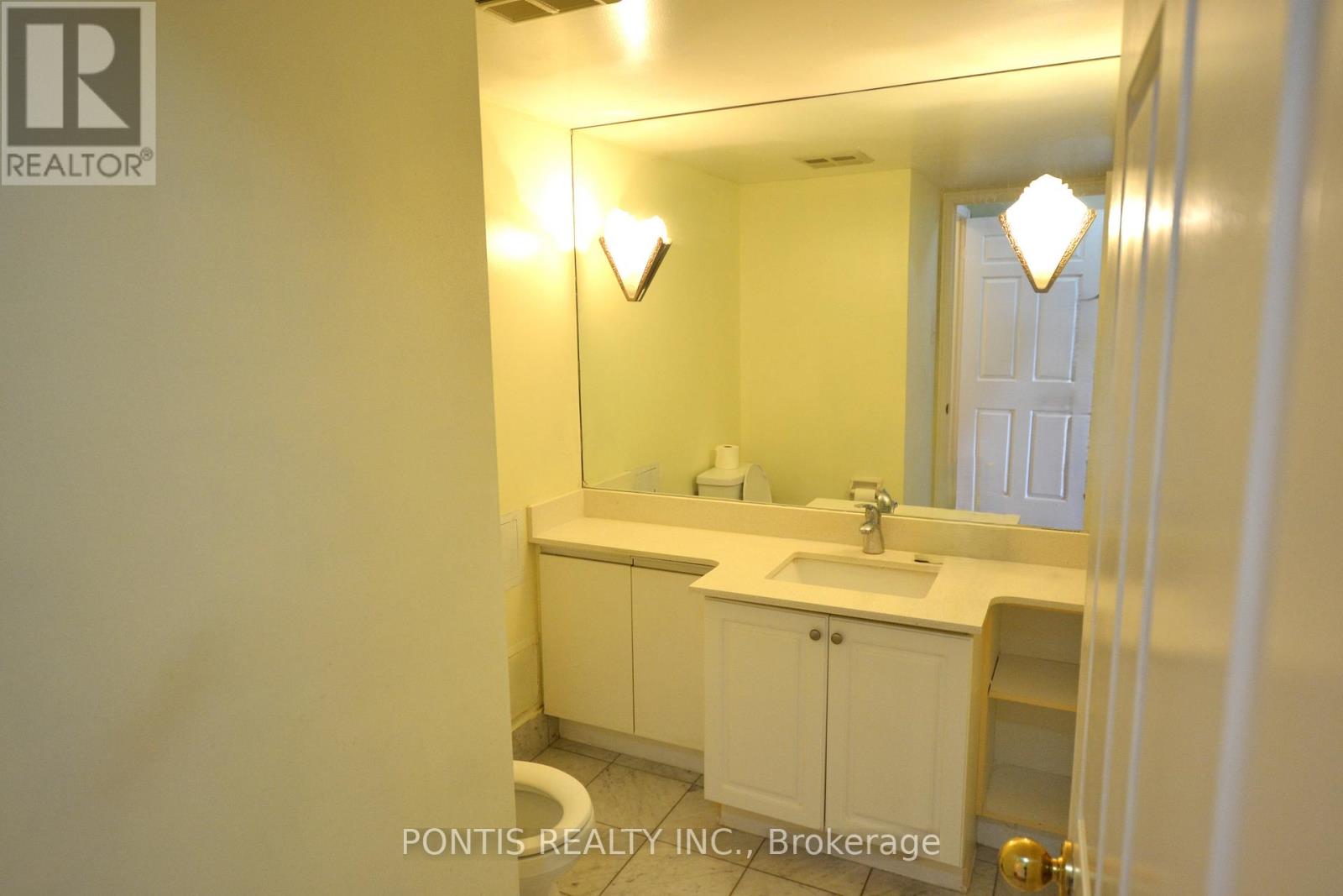 1008 - 24 Hanover Road, Brampton, Ontario  L6S 5K8 - Photo 14 - W12672292