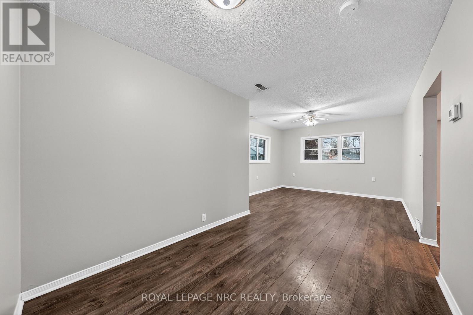 Unit B - 296 Rose Avenue, Fort Erie, Ontario  L2A 4M1 - Photo 12 - X12674040