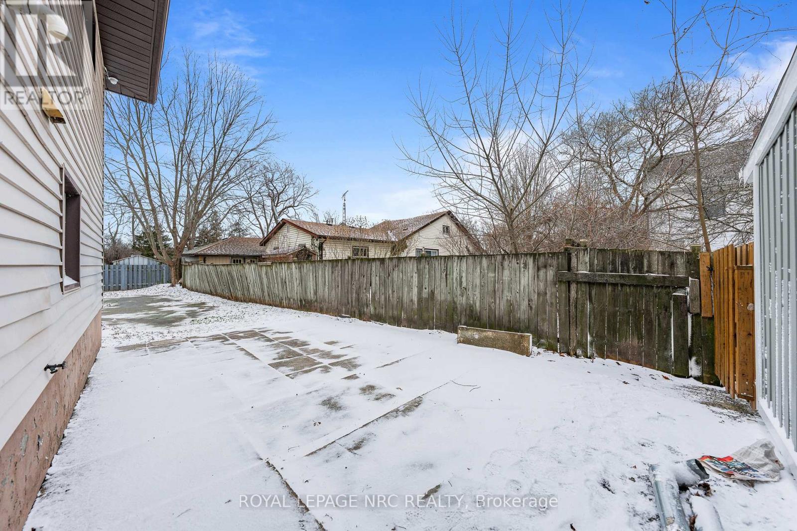 Unit B - 296 Rose Avenue, Fort Erie, Ontario  L2A 4M1 - Photo 41 - X12674040