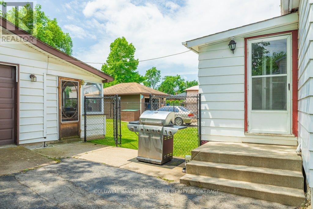 313 Highland Avenue, Fort Erie (Central), Ontario  L2A 2Y1 - Photo 27 - X12674078