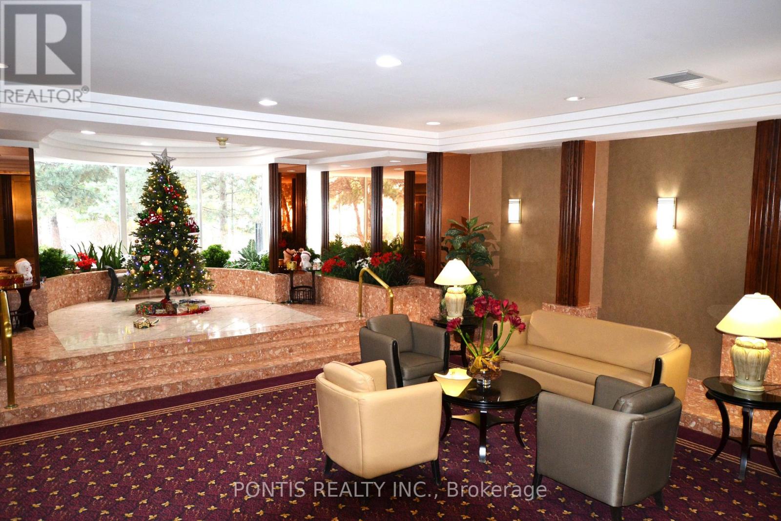 1008 - 24 Hanover Road, Brampton, Ontario  L6S 5K8 - Photo 8 - W12672292