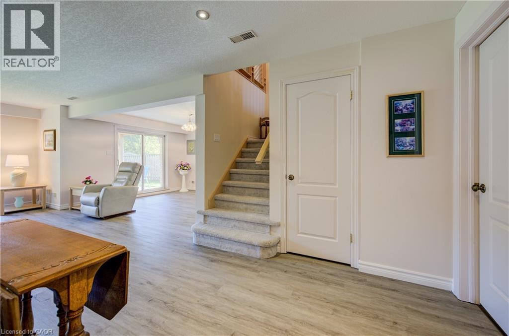 430 Caryndale Drive, Kitchener, Ontario  N2R 1M8 - Photo 22 - 40796927