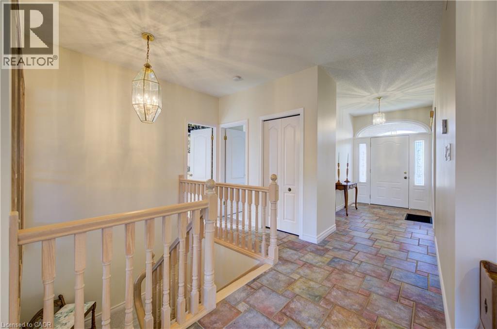 430 Caryndale Drive, Kitchener, Ontario  N2R 1M8 - Photo 7 - 40796927