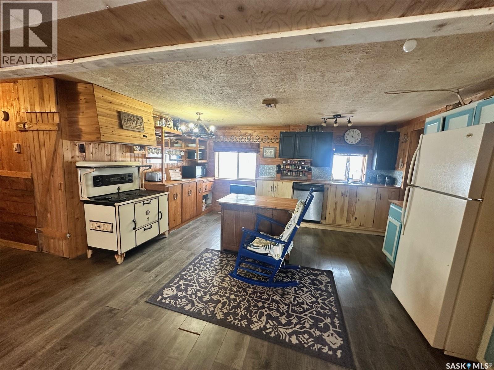 Salmond Acres, Hudson Bay Rm No. 394, Saskatchewan  S0E 0Y0 - Photo 5 - SK025620