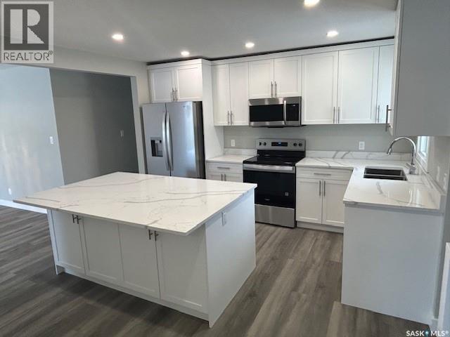 6007 Sherwood Drive, Regina, Saskatchewan  S4T 6X5 - Photo 13 - SK026394