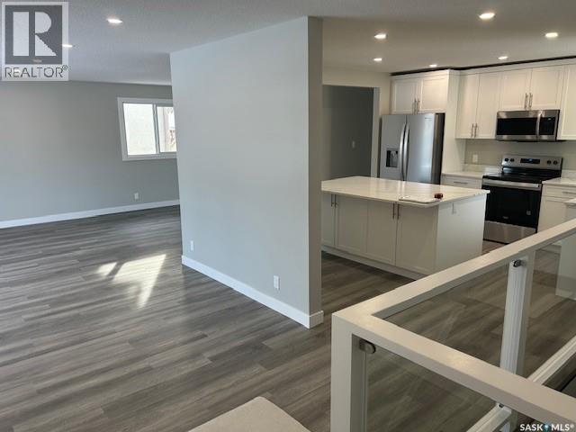 6007 Sherwood Drive, Regina, Saskatchewan  S4T 6X5 - Photo 6 - SK026394