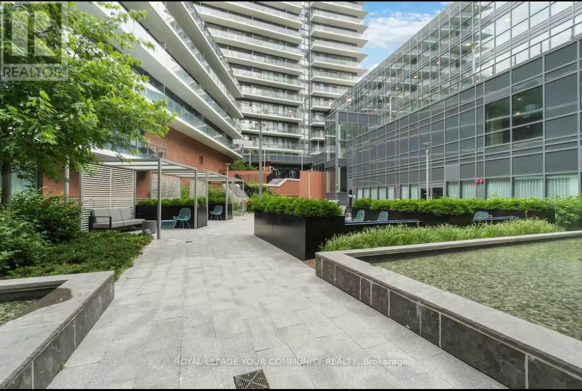 1905 - 38 Iannuzzi Street, Toronto, Ontario  M5V 0S2 - Photo 18 - C12674066