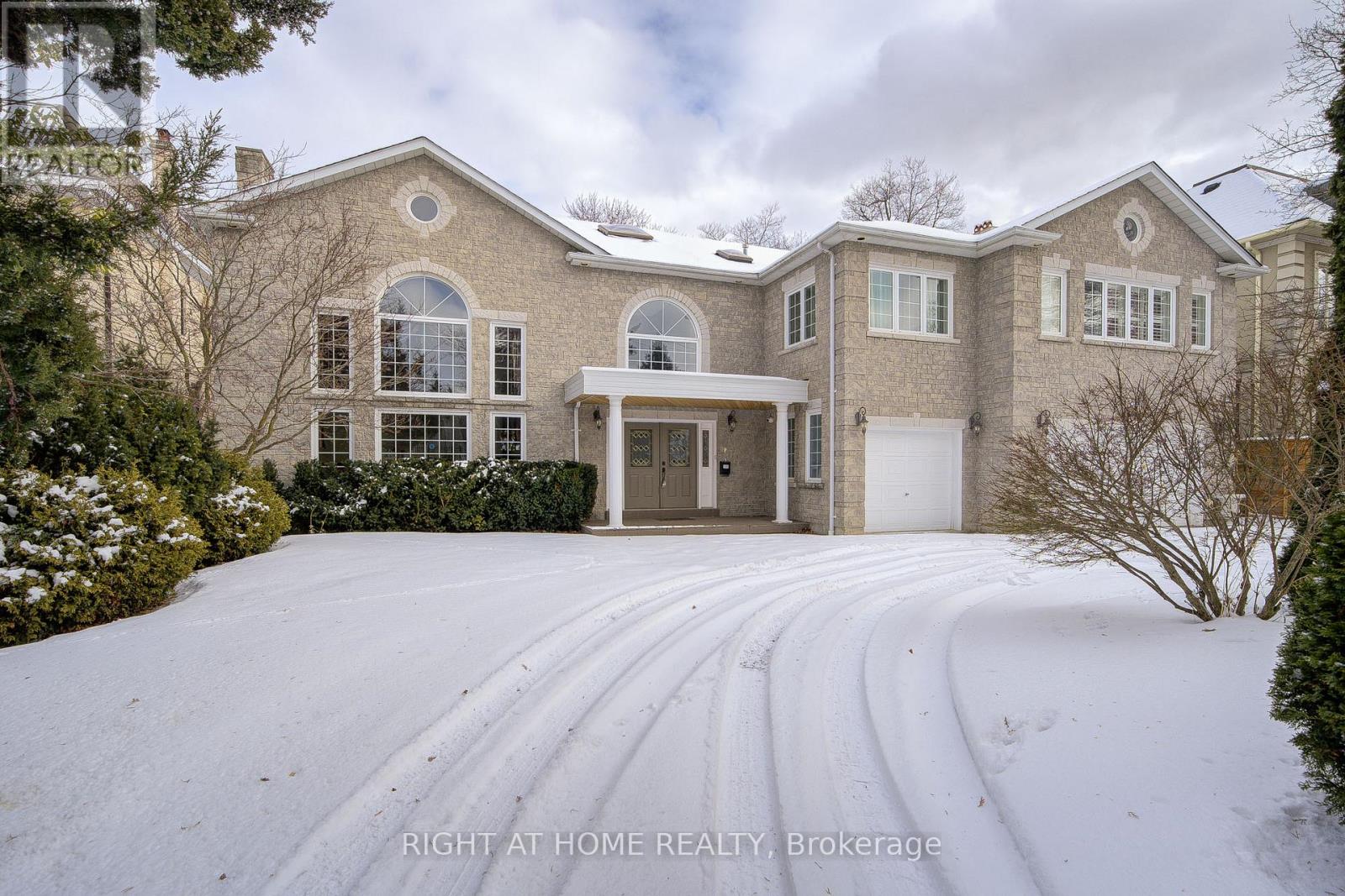 49 Arjay Crescent, Toronto, Ontario  M2L 1C6 - Photo 1 - C12674098