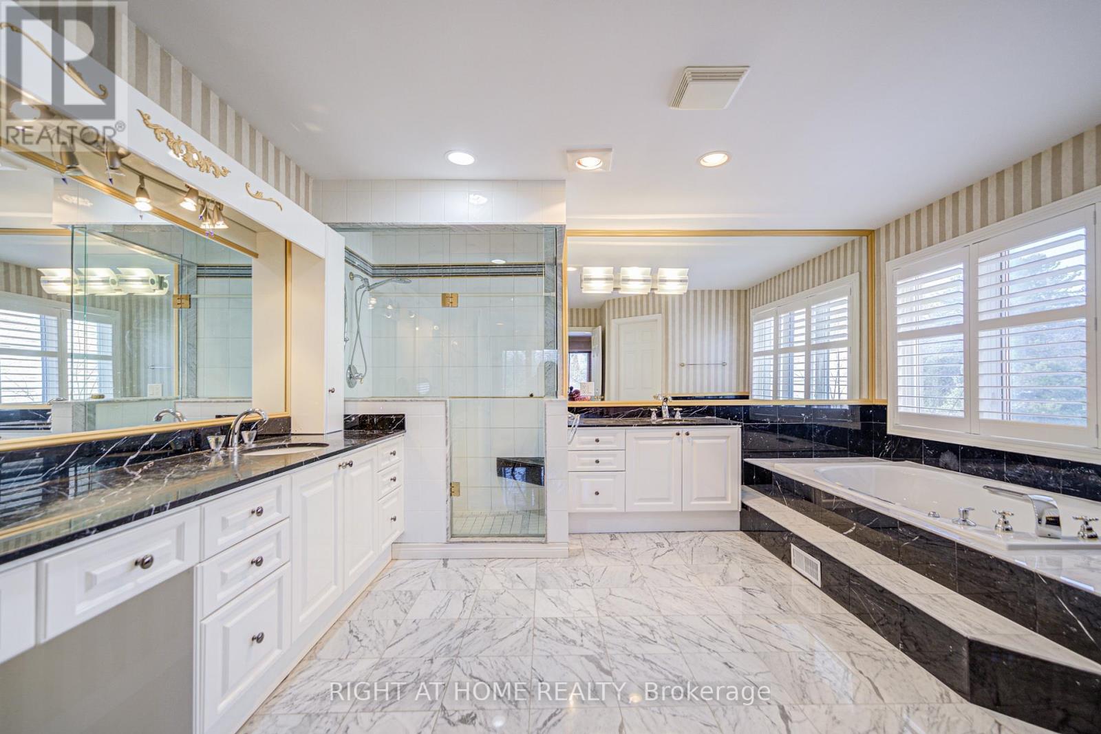 49 Arjay Crescent, Toronto, Ontario  M2L 1C6 - Photo 39 - C12674098