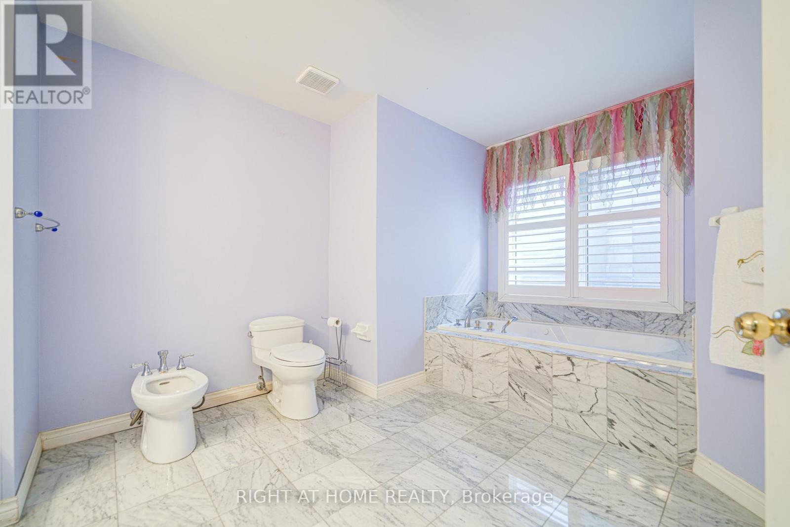 49 Arjay Crescent, Toronto, Ontario  M2L 1C6 - Photo 45 - C12674098
