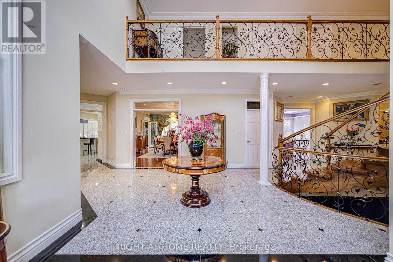 49 Arjay Crescent, Toronto, Ontario  M2L 1C6 - Photo 6 - C12674098