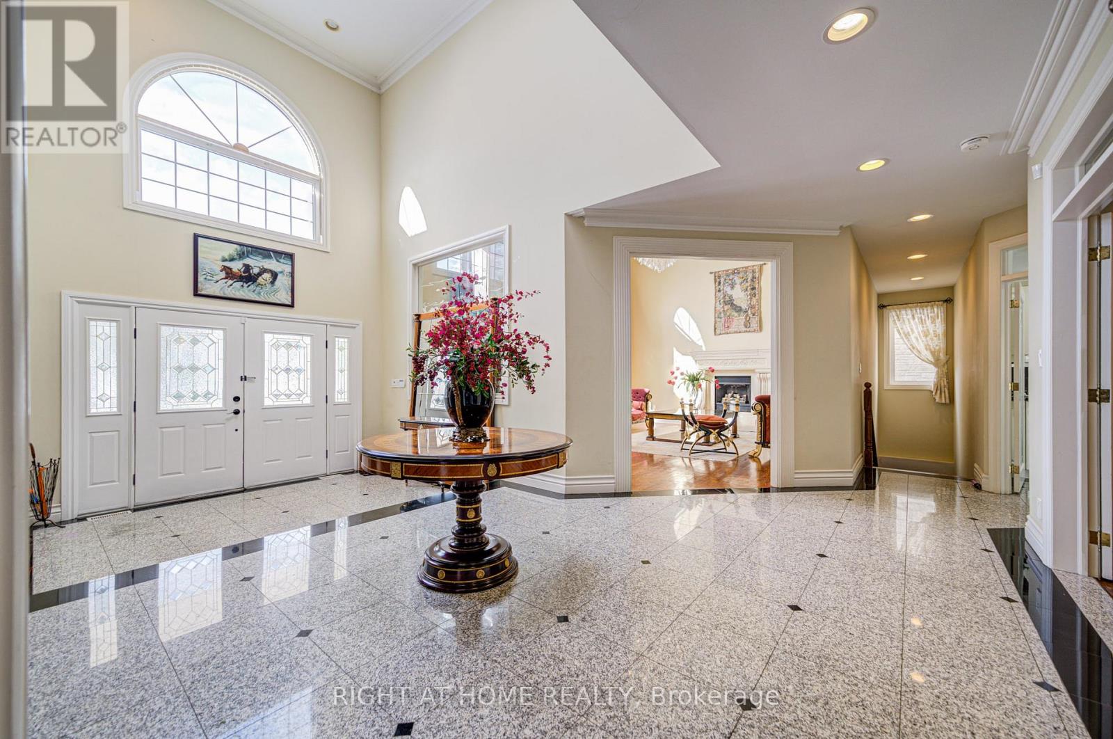 49 Arjay Crescent, Toronto, Ontario  M2L 1C6 - Photo 9 - C12674098