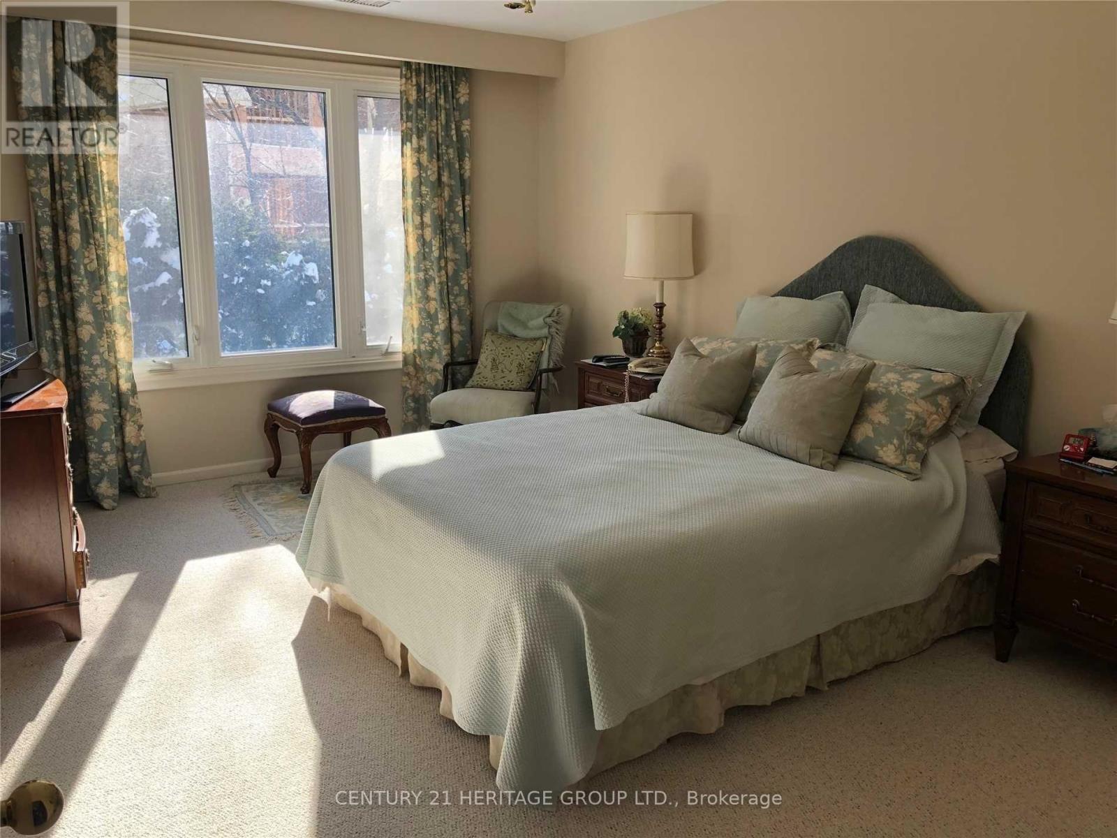 Main - 11 Tournament Drive, Toronto (St. Andrew-Windfields), Ontario  M2P 1K1 - Photo 11 - C12674182