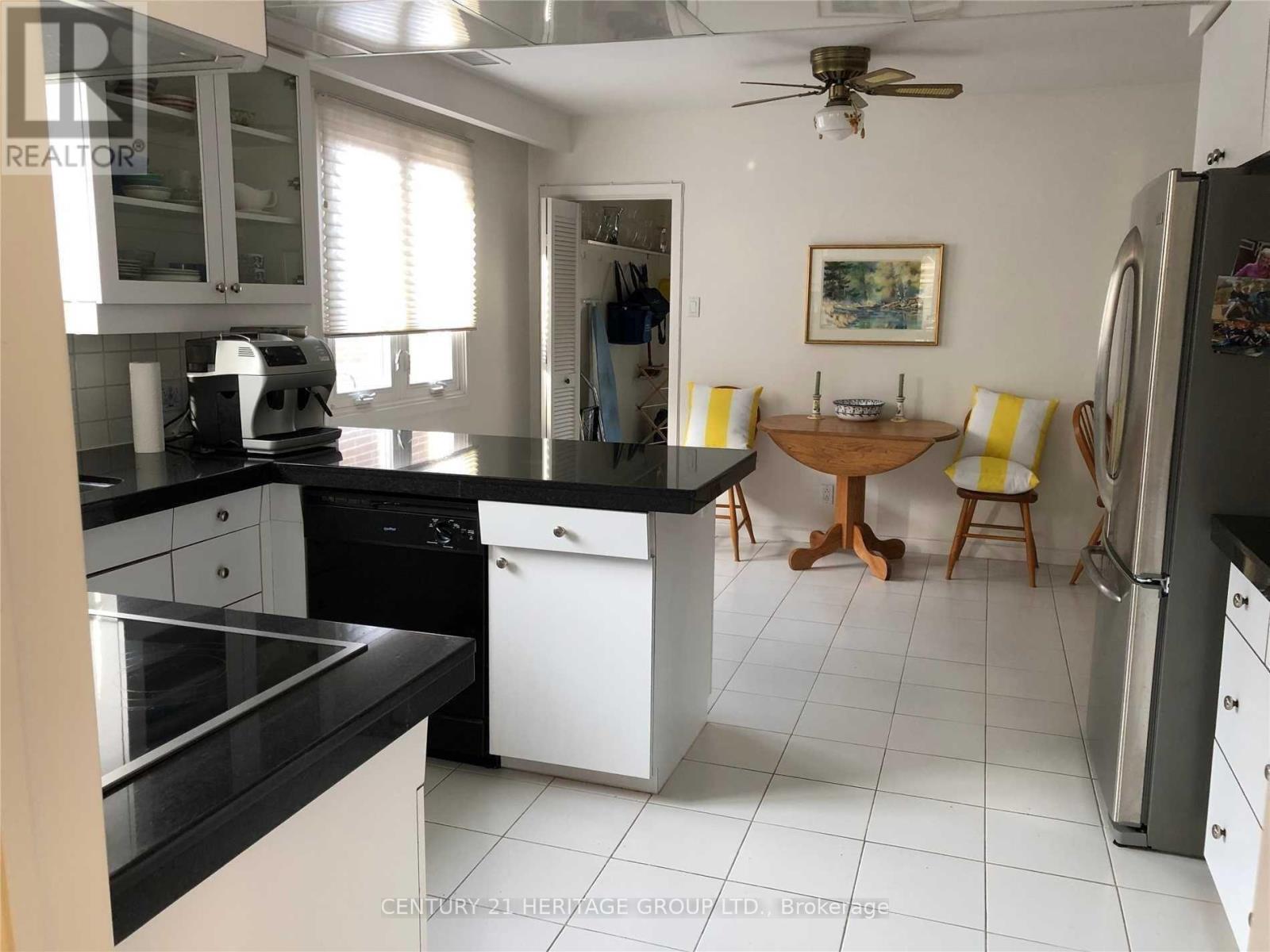 Main - 11 Tournament Drive, Toronto (St. Andrew-Windfields), Ontario  M2P 1K1 - Photo 9 - C12674182