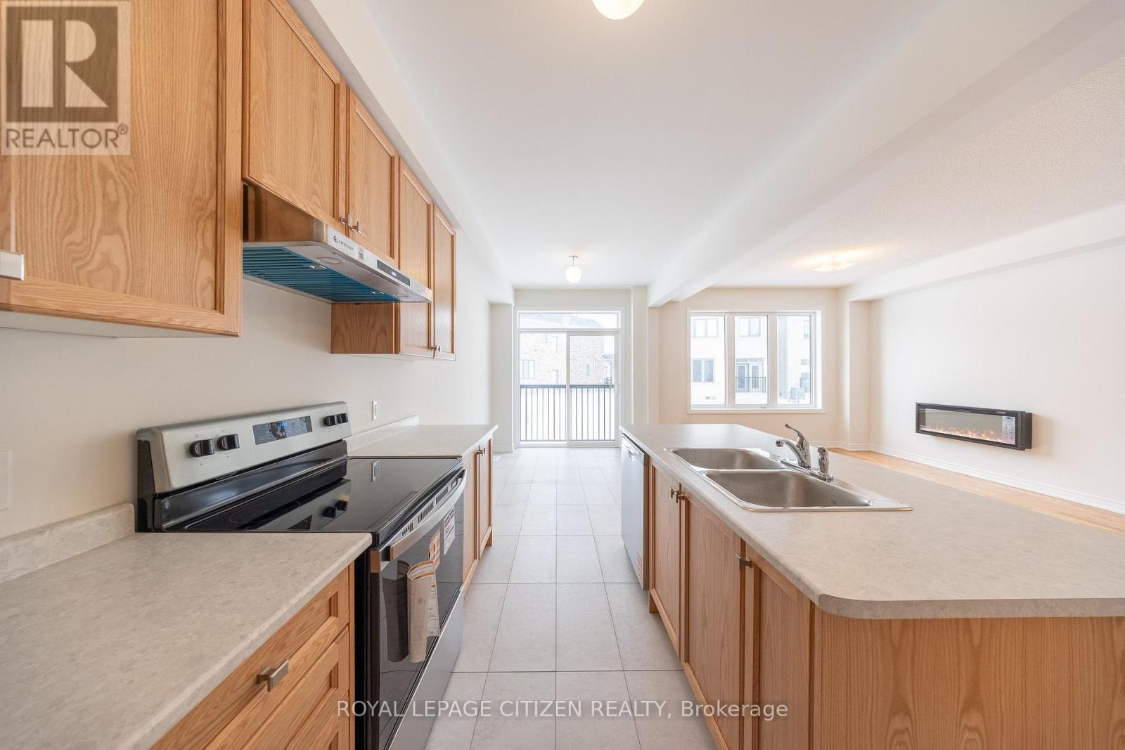 68 Mcgowan Drive, Whitby, Ontario  L1P 0R5 - Photo 13 - E12674138