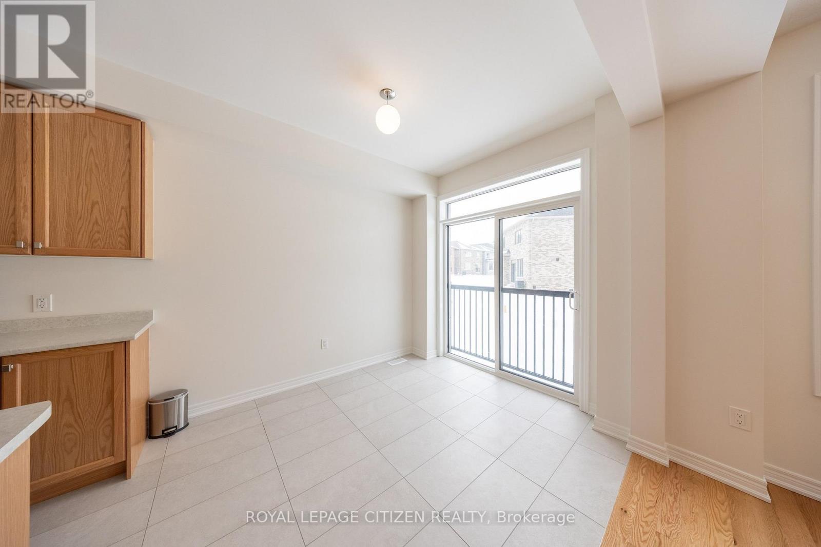 68 Mcgowan Drive, Whitby, Ontario  L1P 0R5 - Photo 14 - E12674138