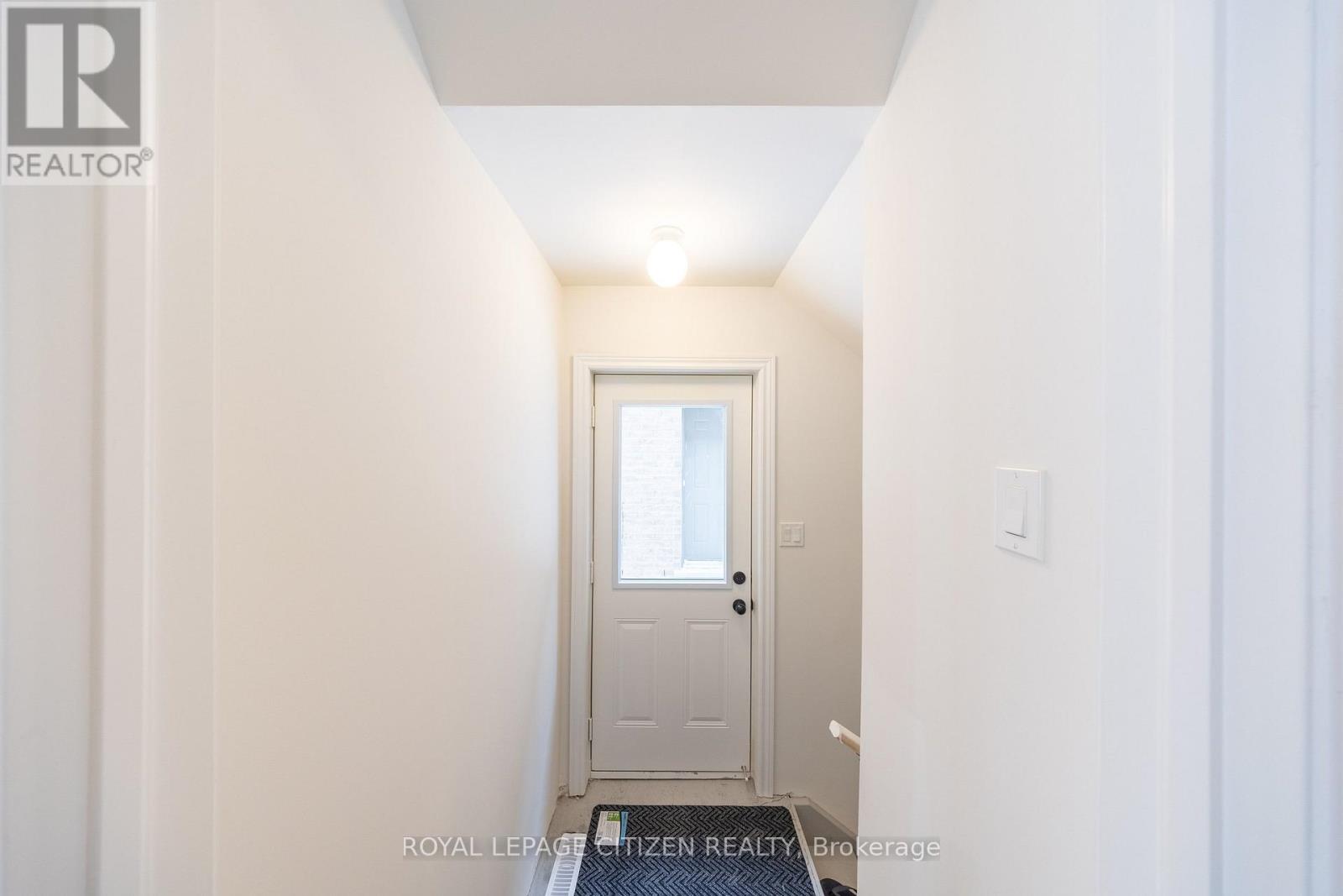 68 Mcgowan Drive, Whitby, Ontario  L1P 0R5 - Photo 18 - E12674138