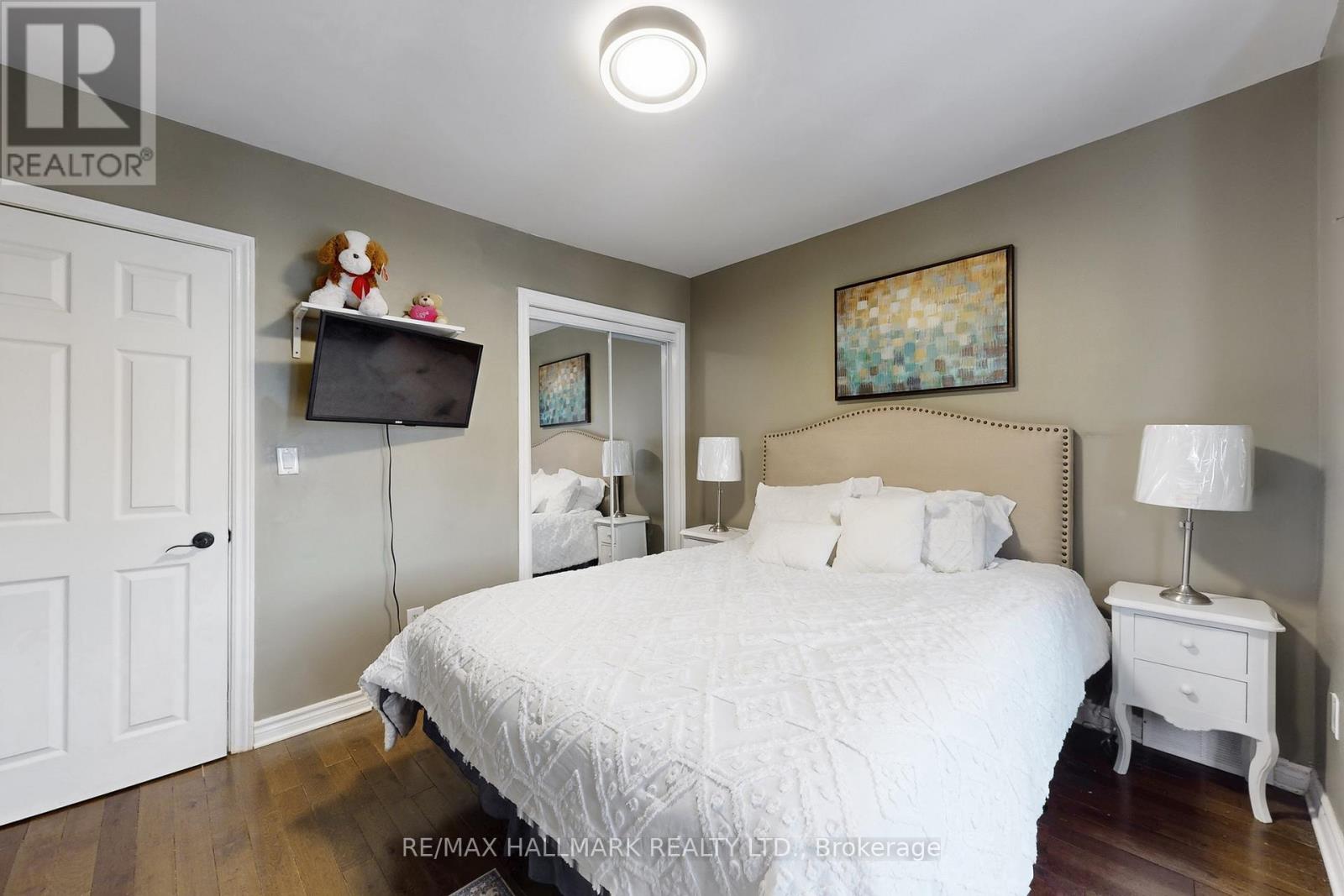 4 King Edward Avenue, Toronto (Woodbine-Lumsden), Ontario  M4C 5J6 - Photo 18 - E12674200