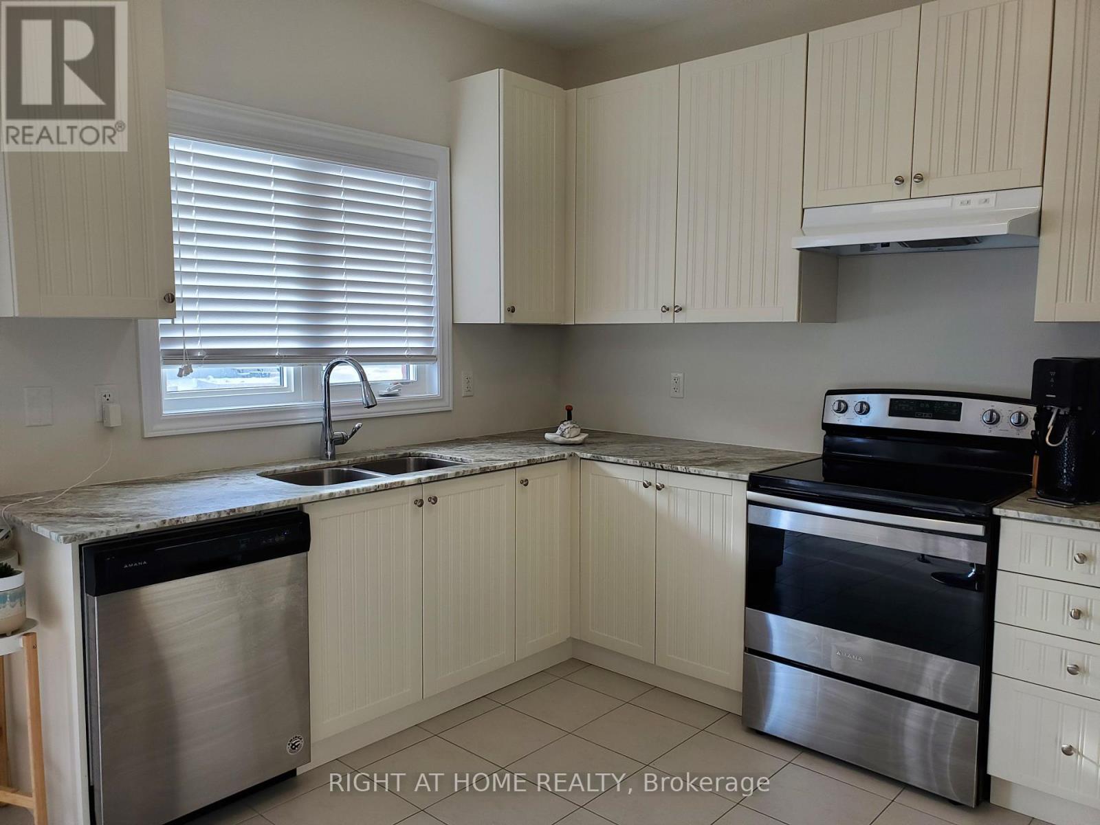 Unknown Address, ,     - Photo 12 - N12674012