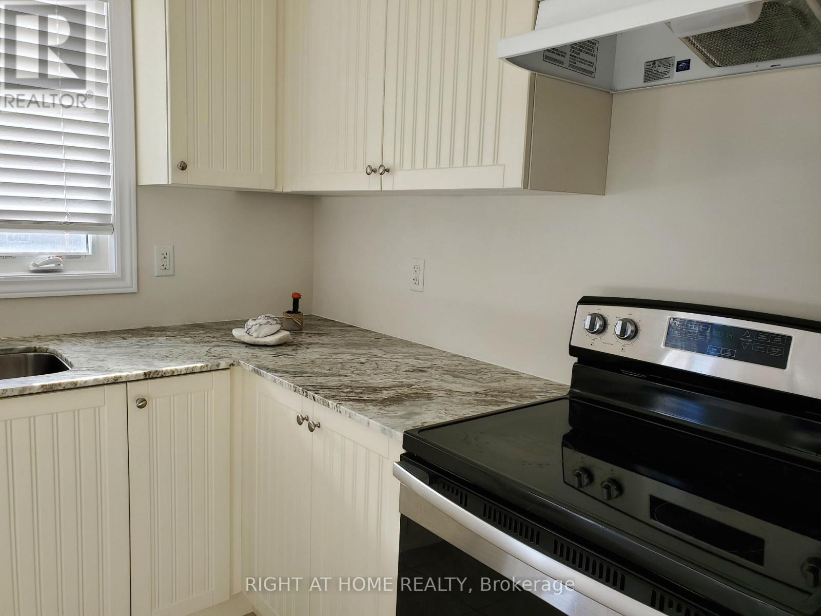 Unknown Address, ,     - Photo 9 - N12674012