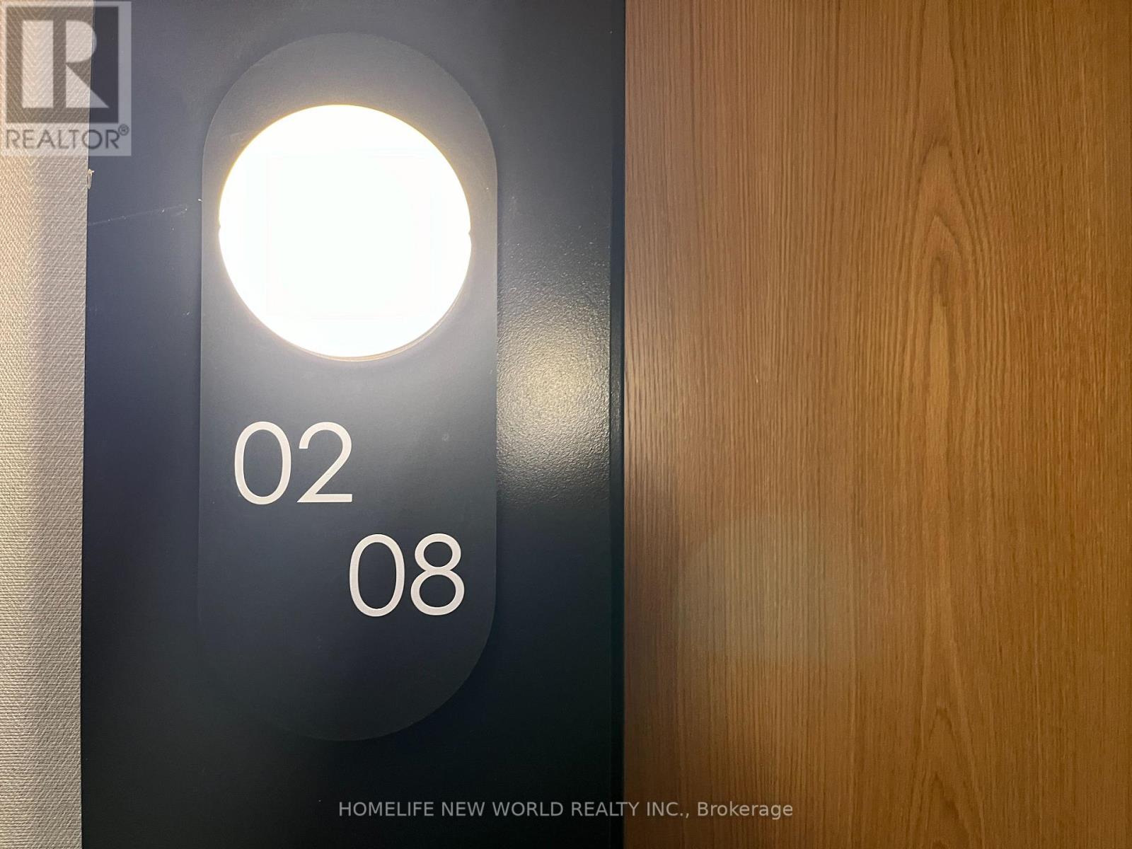 B-208 - 7950 Bathurst Street, Vaughan, Ontario  L4J 0B8 - Photo 2 - N12674052