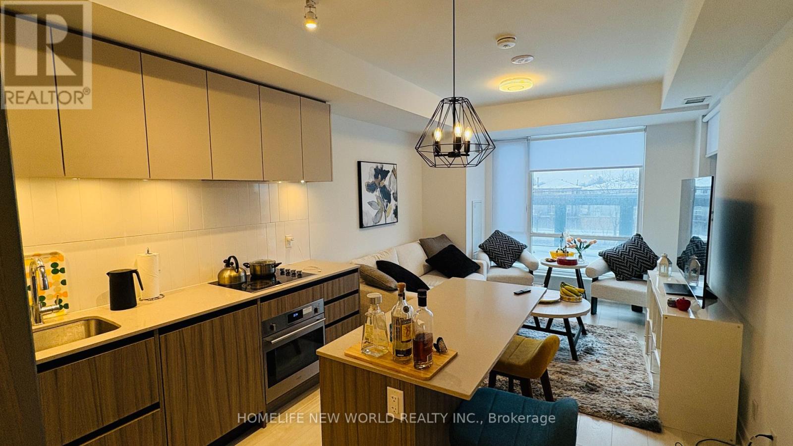 B-208 - 7950 Bathurst Street, Vaughan, Ontario  L4J 0B8 - Photo 4 - N12674052