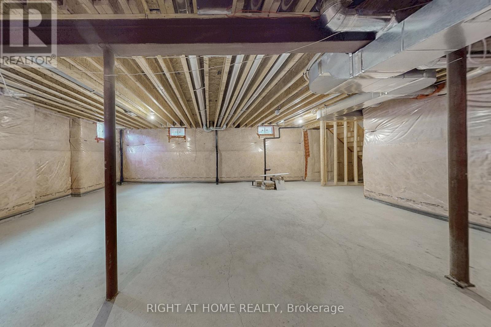 11 Robert Wilson Crescent, Georgina, Ontario  L4P 0G8 - Photo 40 - N12674102