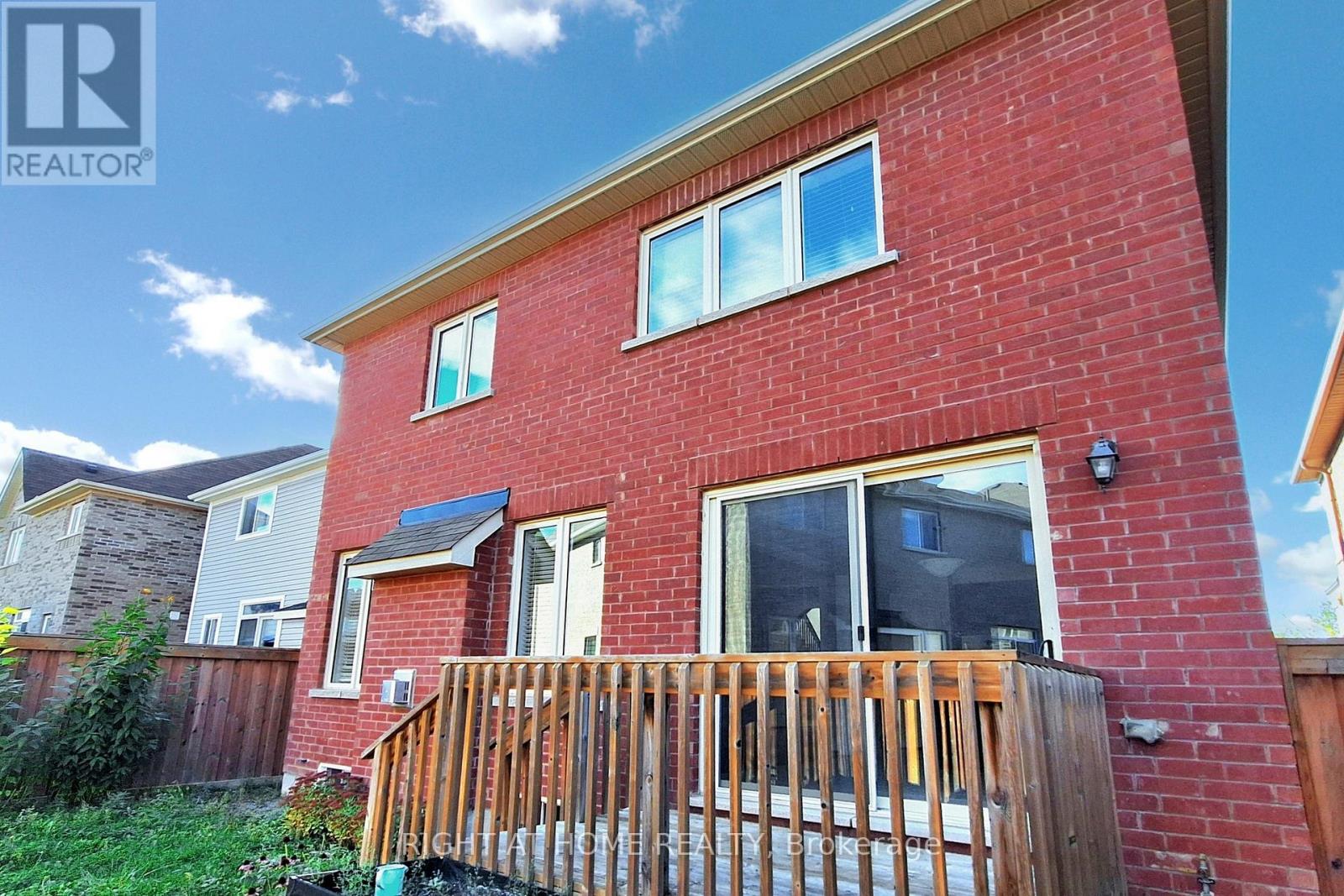 11 Robert Wilson Crescent, Georgina, Ontario  L4P 0G8 - Photo 47 - N12674102