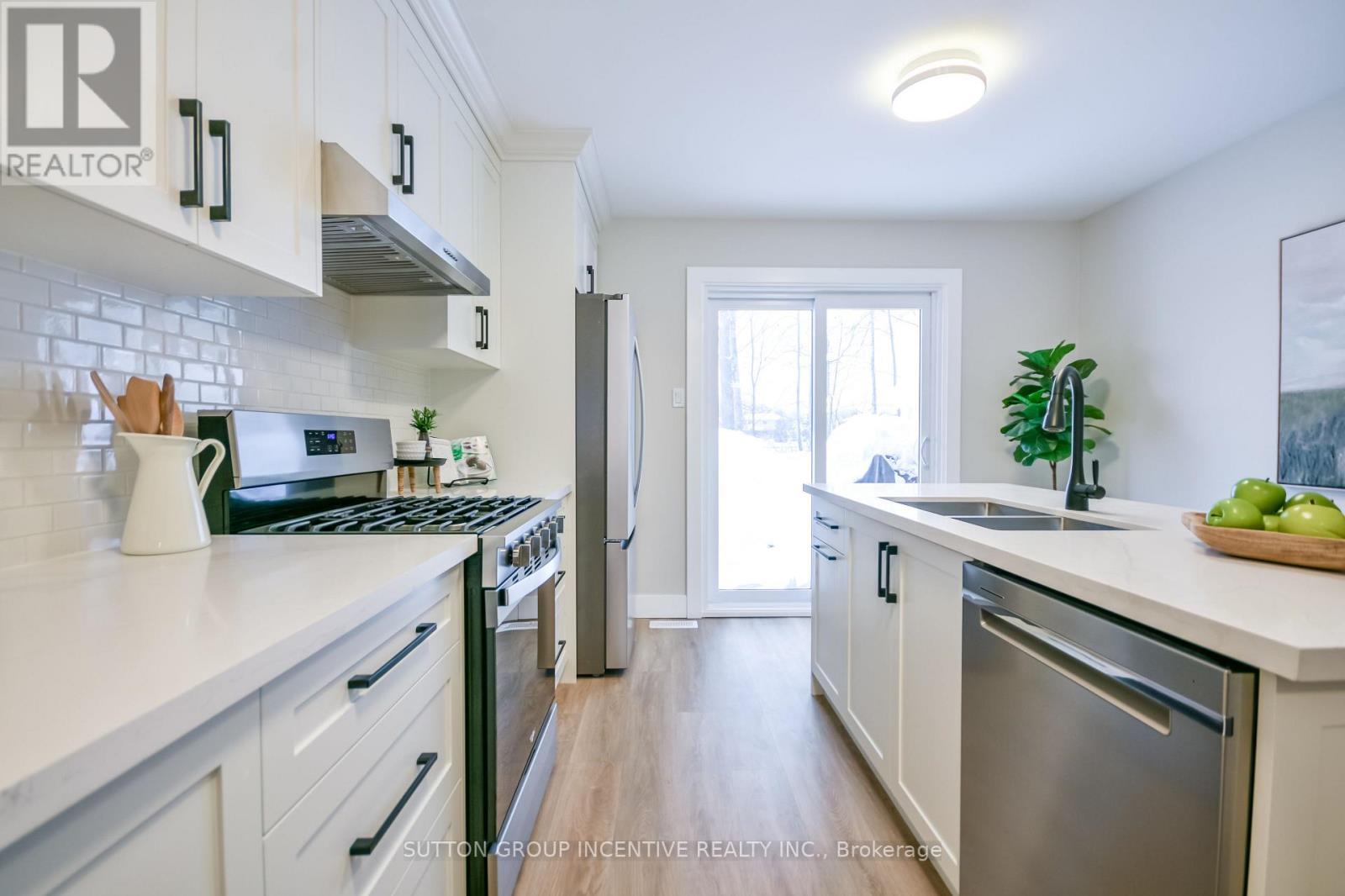 923 Ottawa Street, Midland, Ontario L4R 5E5 - Photo 10 - S12674082