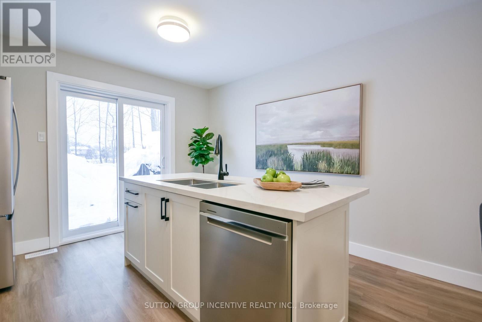 923 Ottawa Street, Midland, Ontario L4R 5E5 - Photo 11 - S12674082