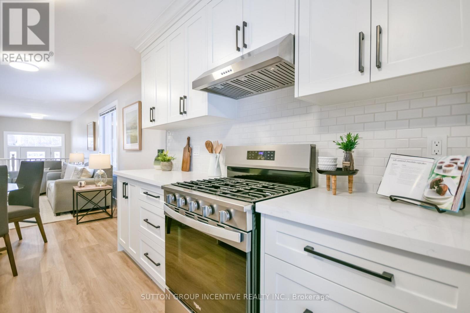 923 Ottawa Street, Midland, Ontario L4R 5E5 - Photo 9 - S12674082