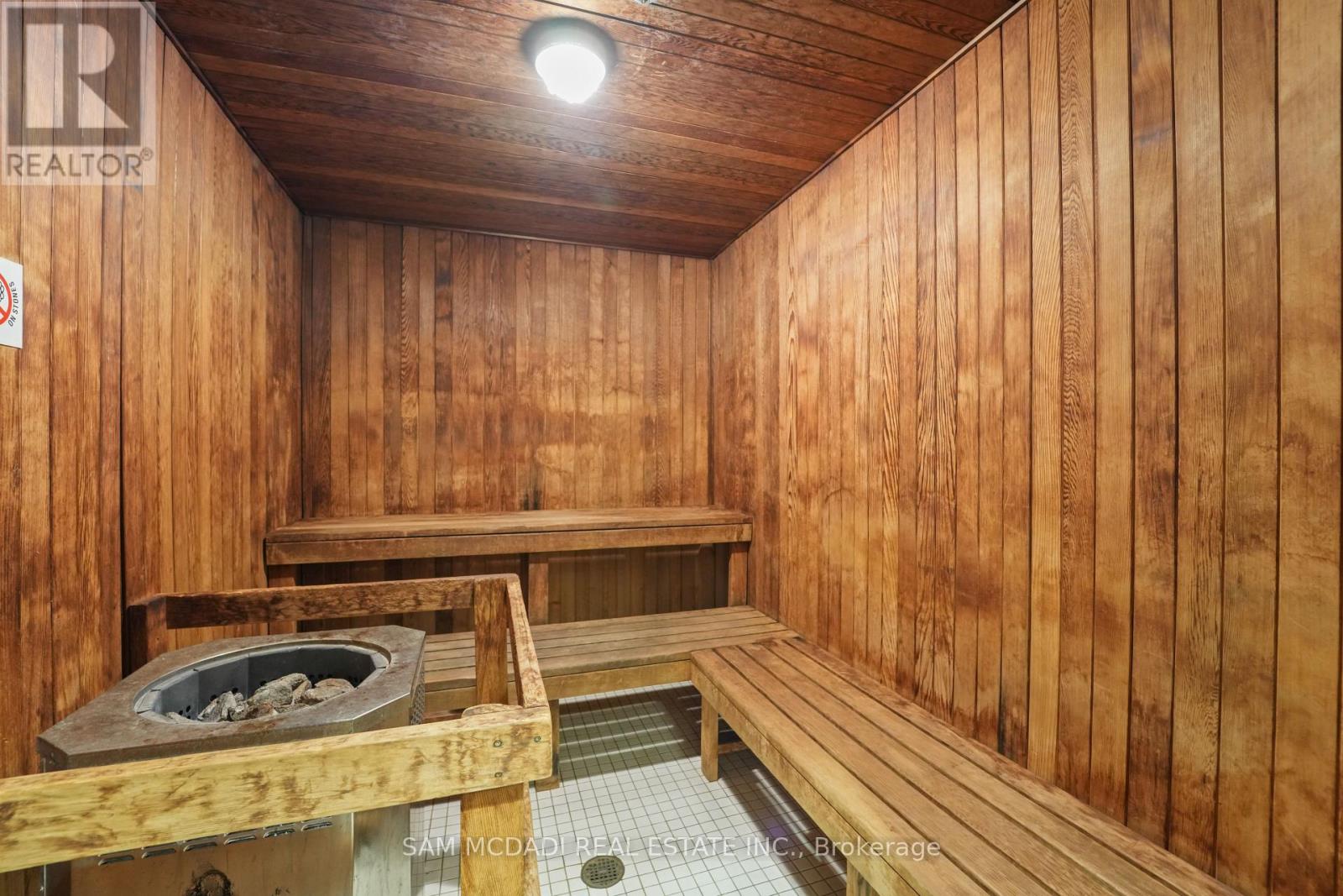 2002 - 5229 Dundas Street W, Toronto, Ontario  M9B 6L9 - Photo 25 - W12674050