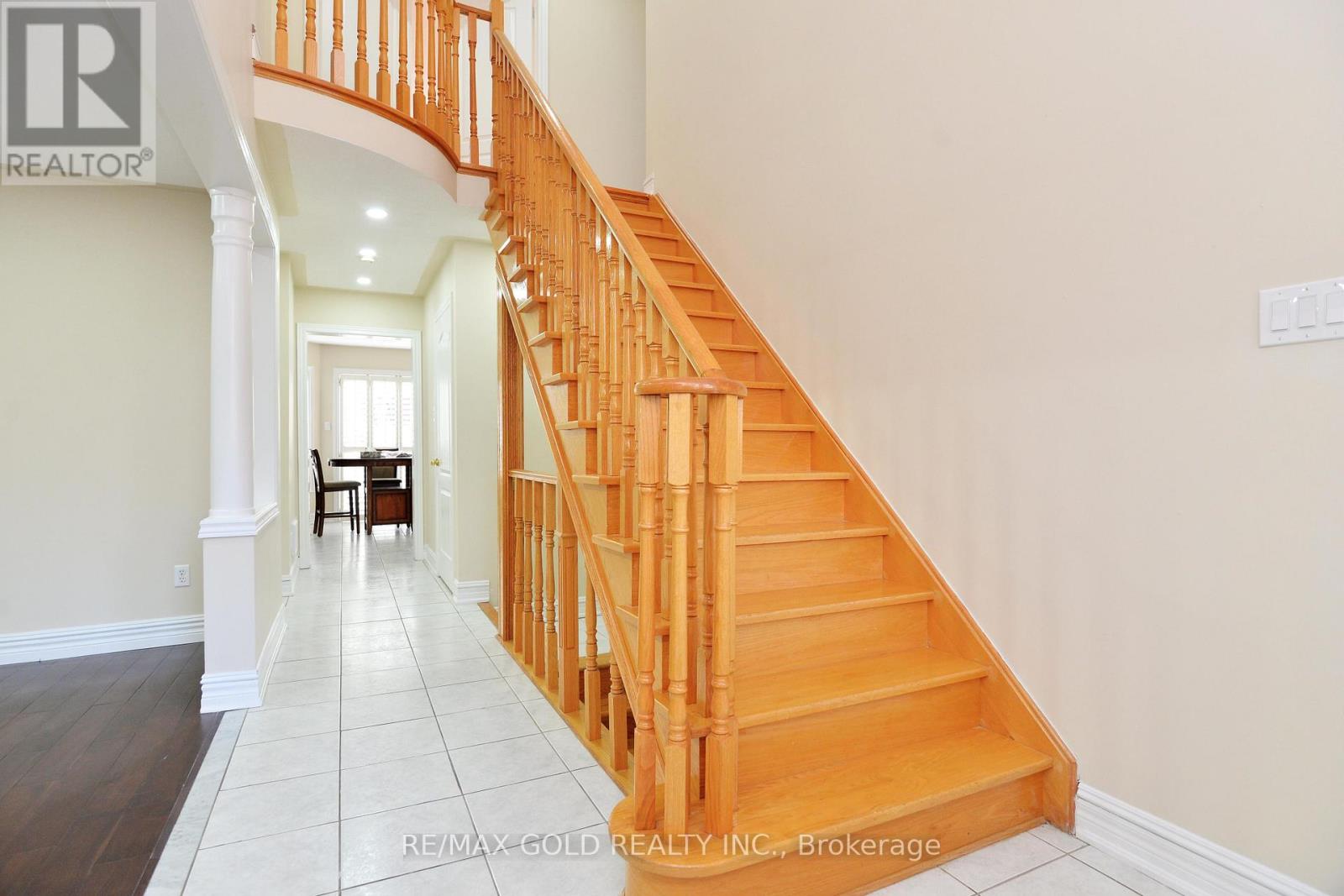 46 Mint Leaf Boulevard, Brampton, Ontario  L6Z 3B7 - Photo 5 - W12674058