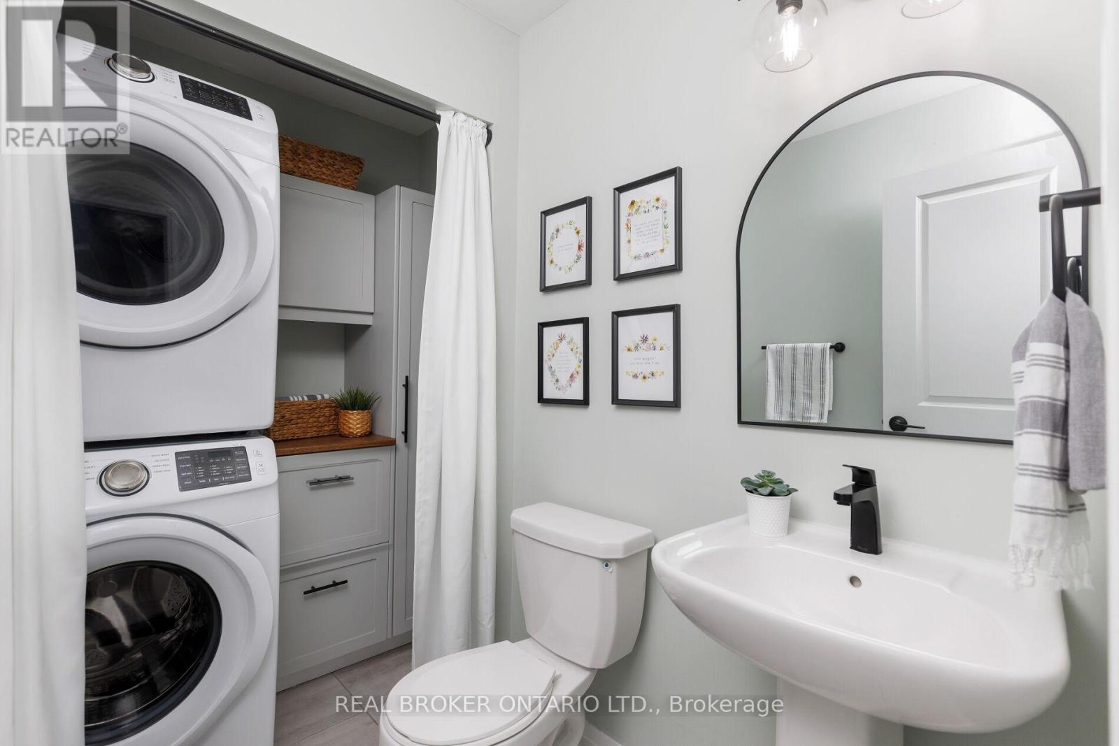 20 - 1238 Cawthra Road, Mississauga (Mineola), Ontario  L5G 0B6 - Photo 13 - W12674084