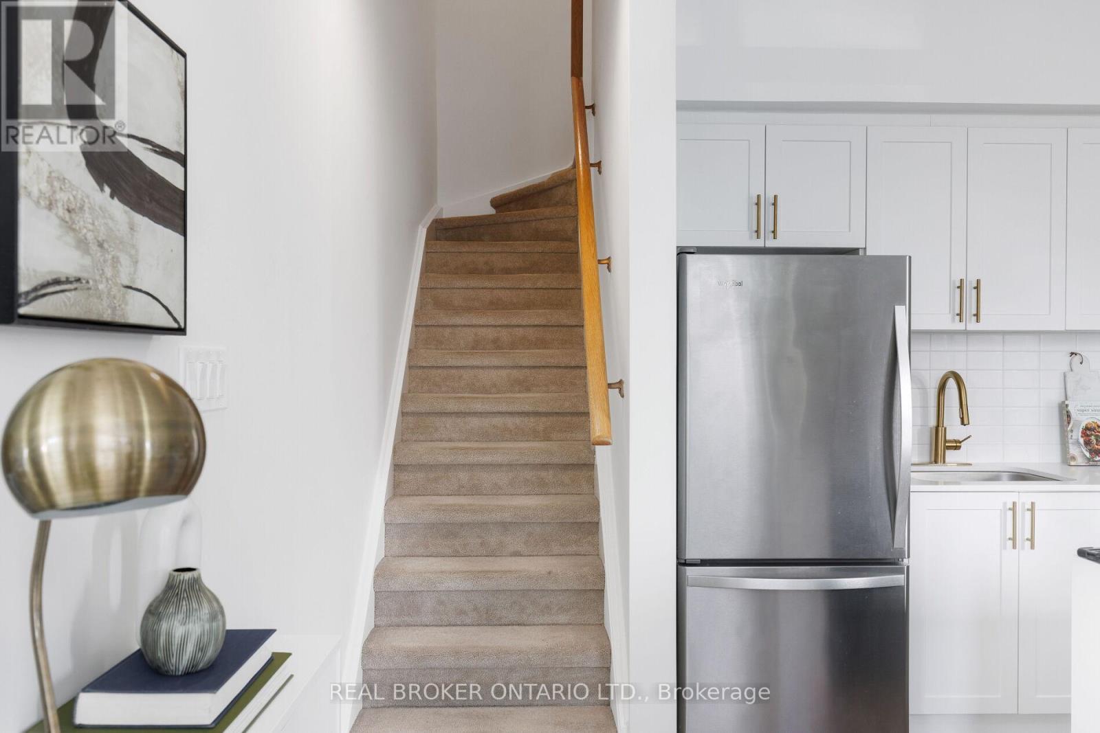 20 - 1238 Cawthra Road, Mississauga (Mineola), Ontario  L5G 0B6 - Photo 14 - W12674084