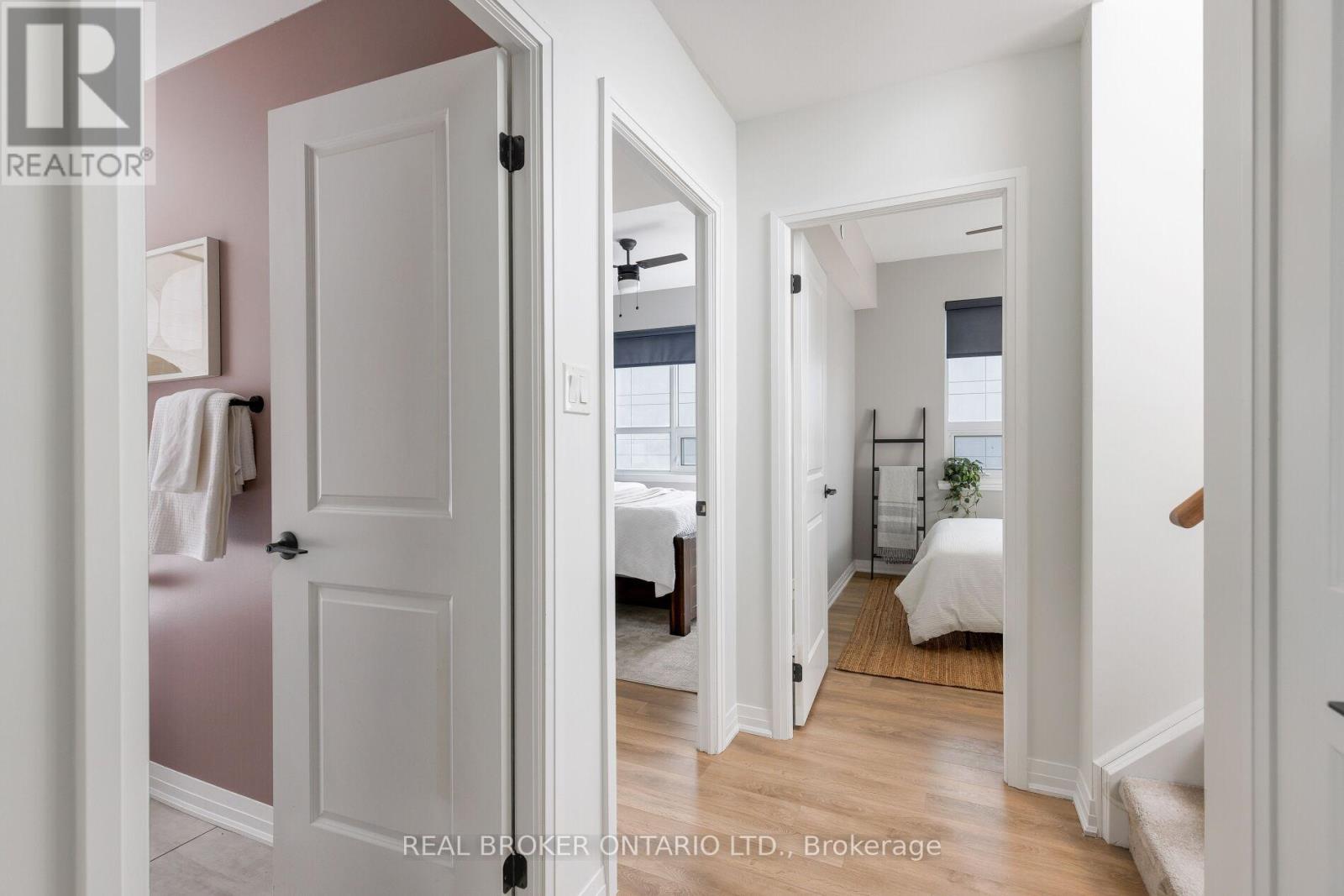 20 - 1238 Cawthra Road, Mississauga (Mineola), Ontario  L5G 0B6 - Photo 15 - W12674084