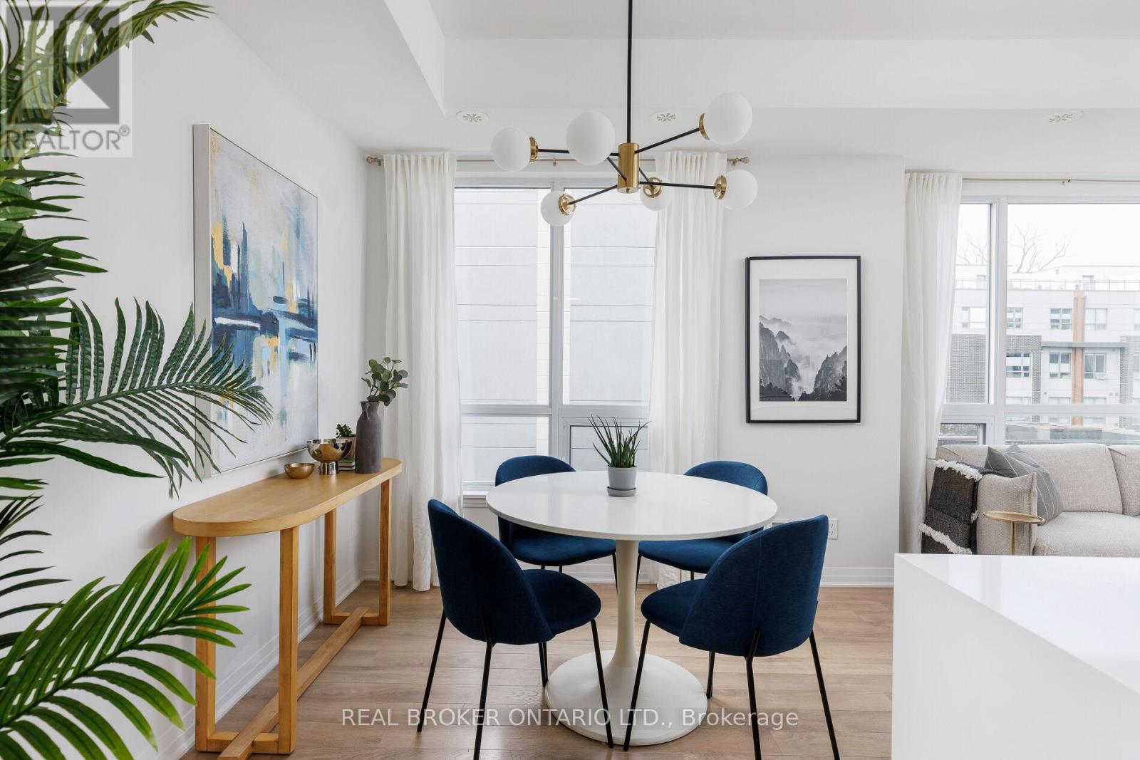 20 - 1238 Cawthra Road, Mississauga (Mineola), Ontario  L5G 0B6 - Photo 4 - W12674084