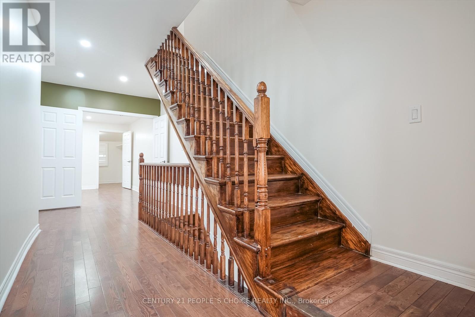 81 Pauline Avenue, Toronto (Dovercourt-Wallace Emerson-Junction), Ontario  M6H 3M7 - Photo 5 - W12674122