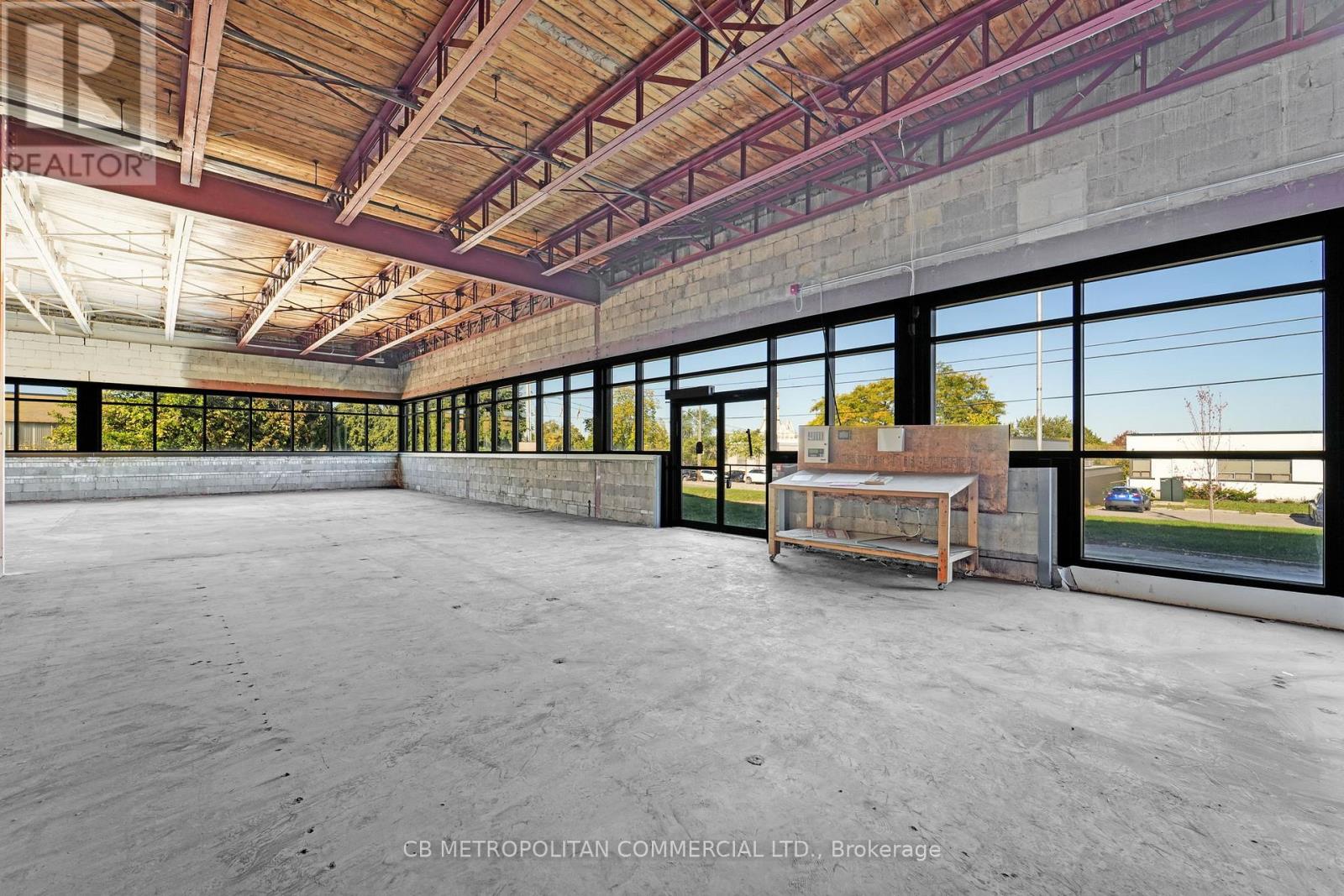 75-77 Tycos Drive, Toronto, Ontario  M6B 1W3 - Photo 3 - W12674126