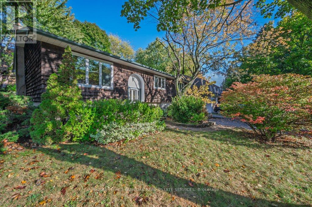 2063 Waters Edge Drive, Oakville (Br Bronte), Ontario  L6L 1A3 - Photo 2 - W12674170