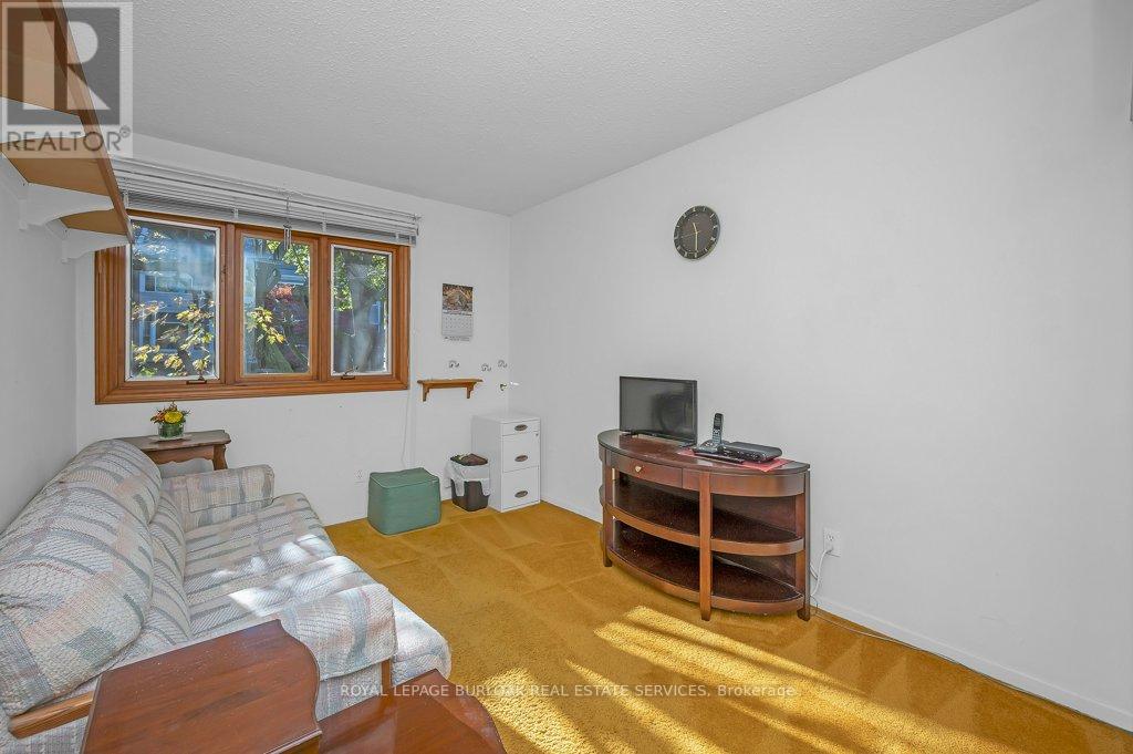 2063 Waters Edge Drive, Oakville (Br Bronte), Ontario  L6L 1A3 - Photo 24 - W12674170